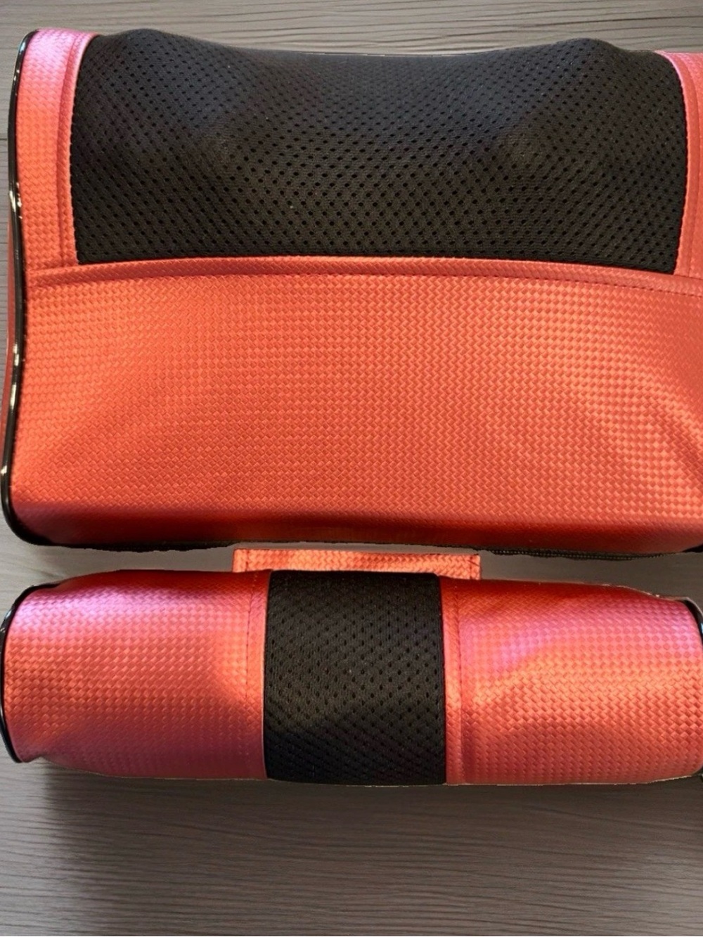 Heated Kneading Massage Cushion for back and neck. Corded.